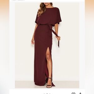 Elegant Burgundy Maxi Dress